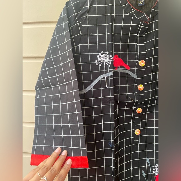 Indian kurti black checkered with embroidery size L - Picture 2 of 8